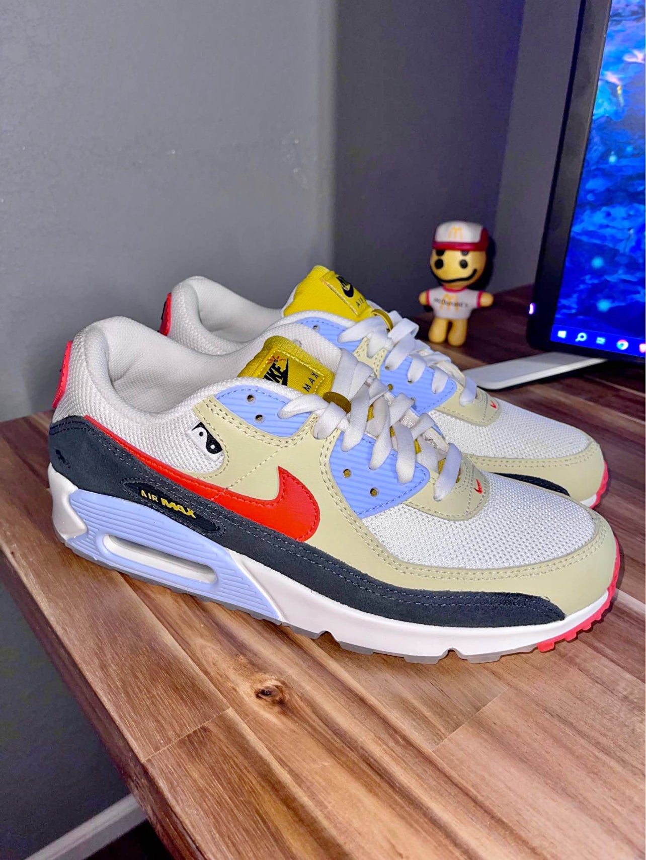 Nike Air Max 90 Set To Rise Men's Shoe